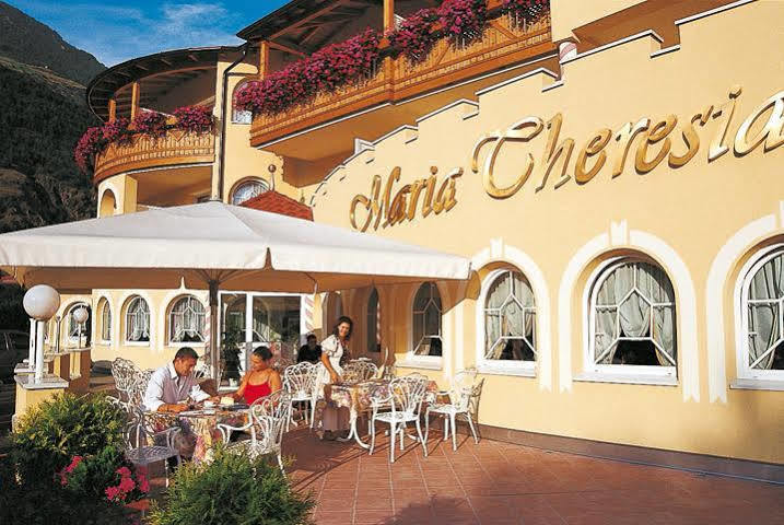 Hotel Maria Theresia Silandro Dış mekan fotoğraf
